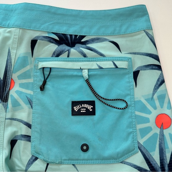 Billabong Sundays Airlite 18.5" Boardshorts Coastal Blue Men’s Size 32 - Picture 7 of 12